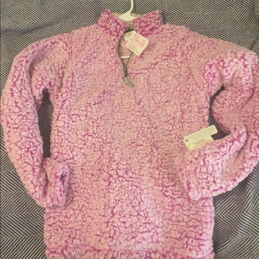 * SOLD * Iced fuschia Sherpa pullover
